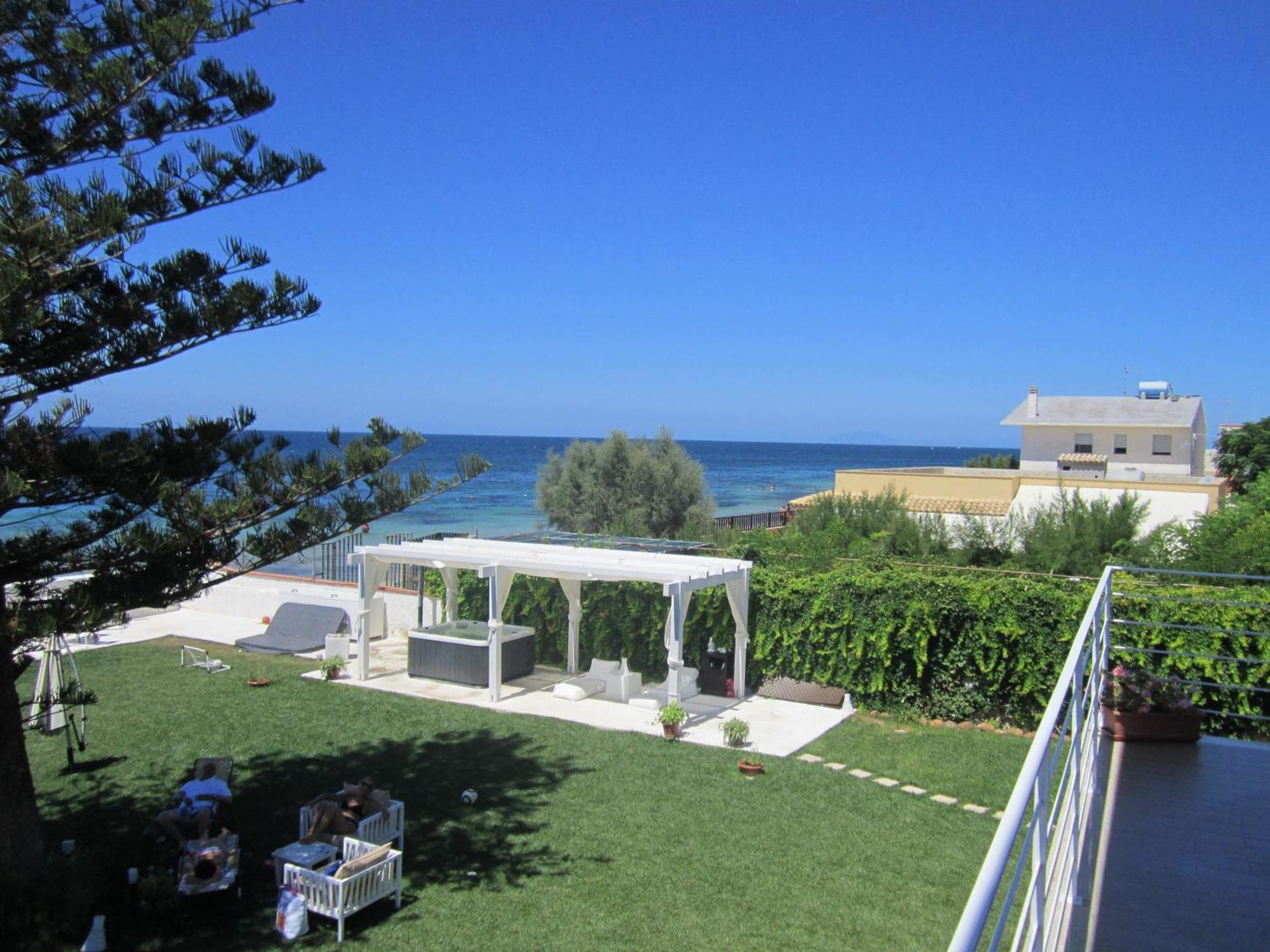 Suitebeach B&B And Resort Марсала Екстер'єр фото